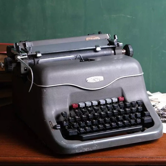 Triumph Matura vintage typewriter