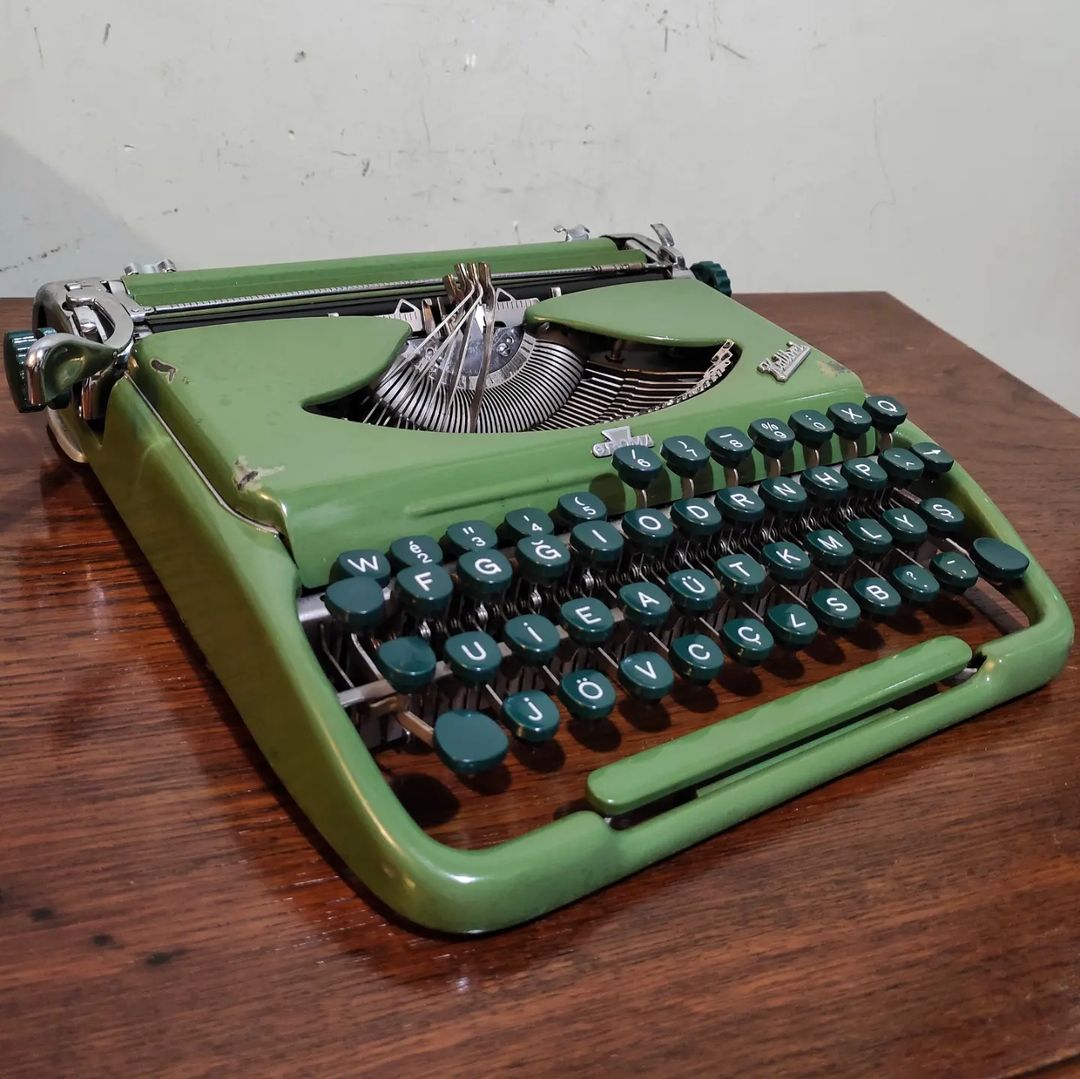 1950's Germany  Green Color Groma brand Kolibri model portable typewriter