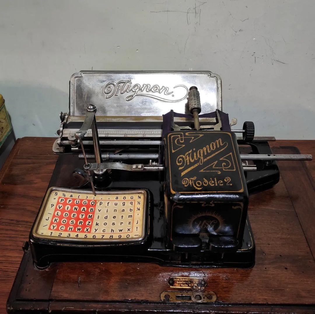 1900's Germany Mignon brand 2 models portable typewriter Collection/Museum