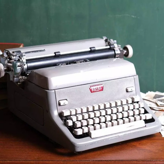 Royal brand, vintage typewriter.