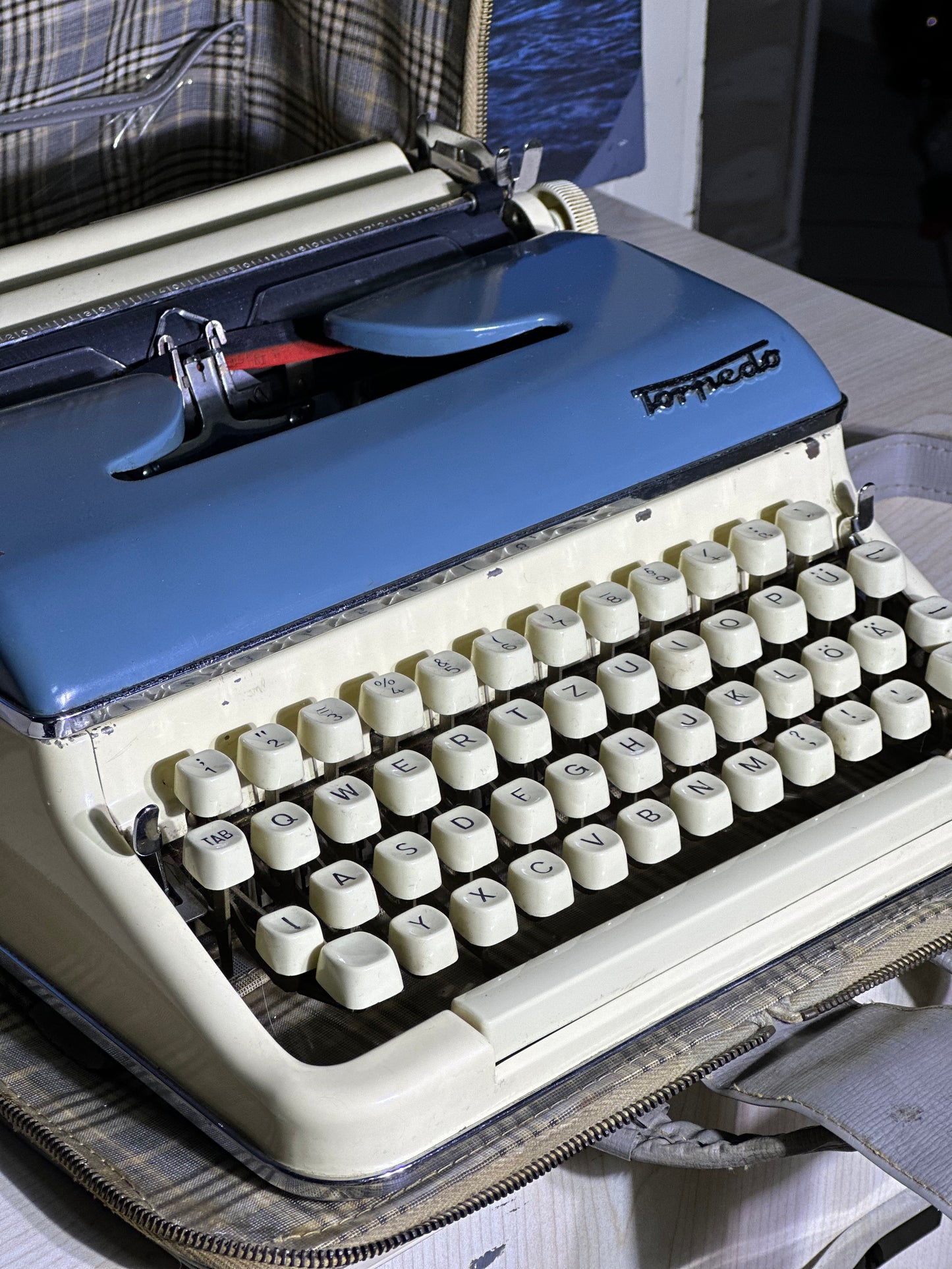 1950's Torpedo 18b Portable Typewriter, Beige and Blue Double Color Working Condition with Original Bag