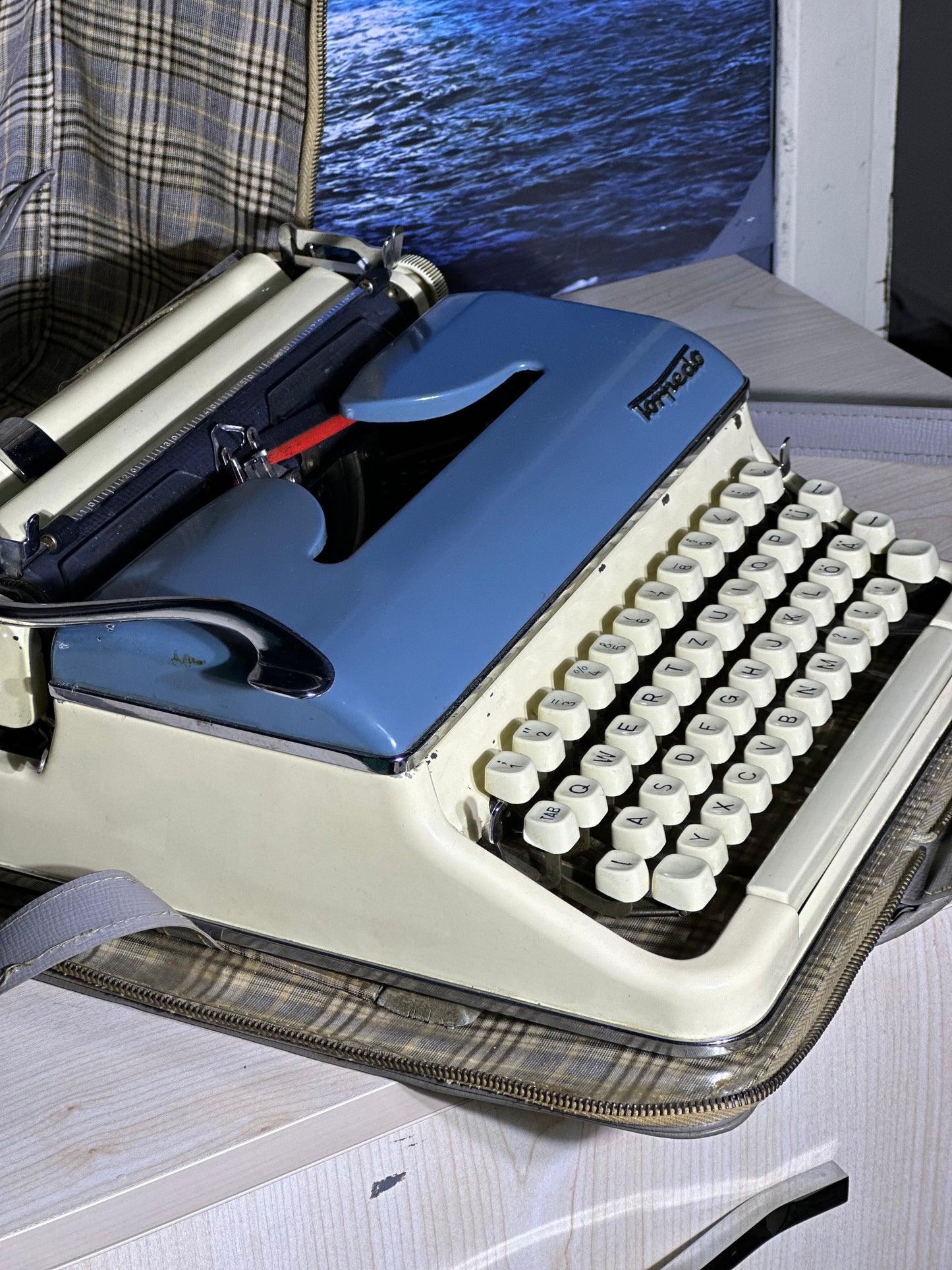 1950's Torpedo 18b Portable Typewriter, Beige and Blue Double Color Working Condition with Original Bag