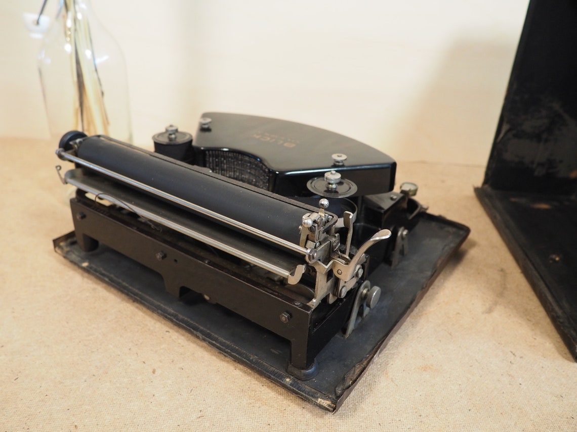 Typewriter BLICK UNIVERSAL (rare Klein Adler 1) antique portable typewriter 1924 vintage schreibmaschine machine