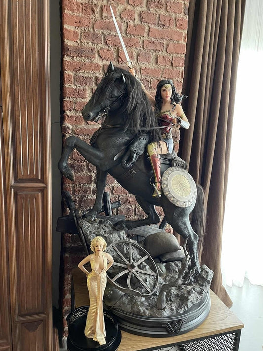 Prime 1 Wonder Woman on hourse 1/3 Statue