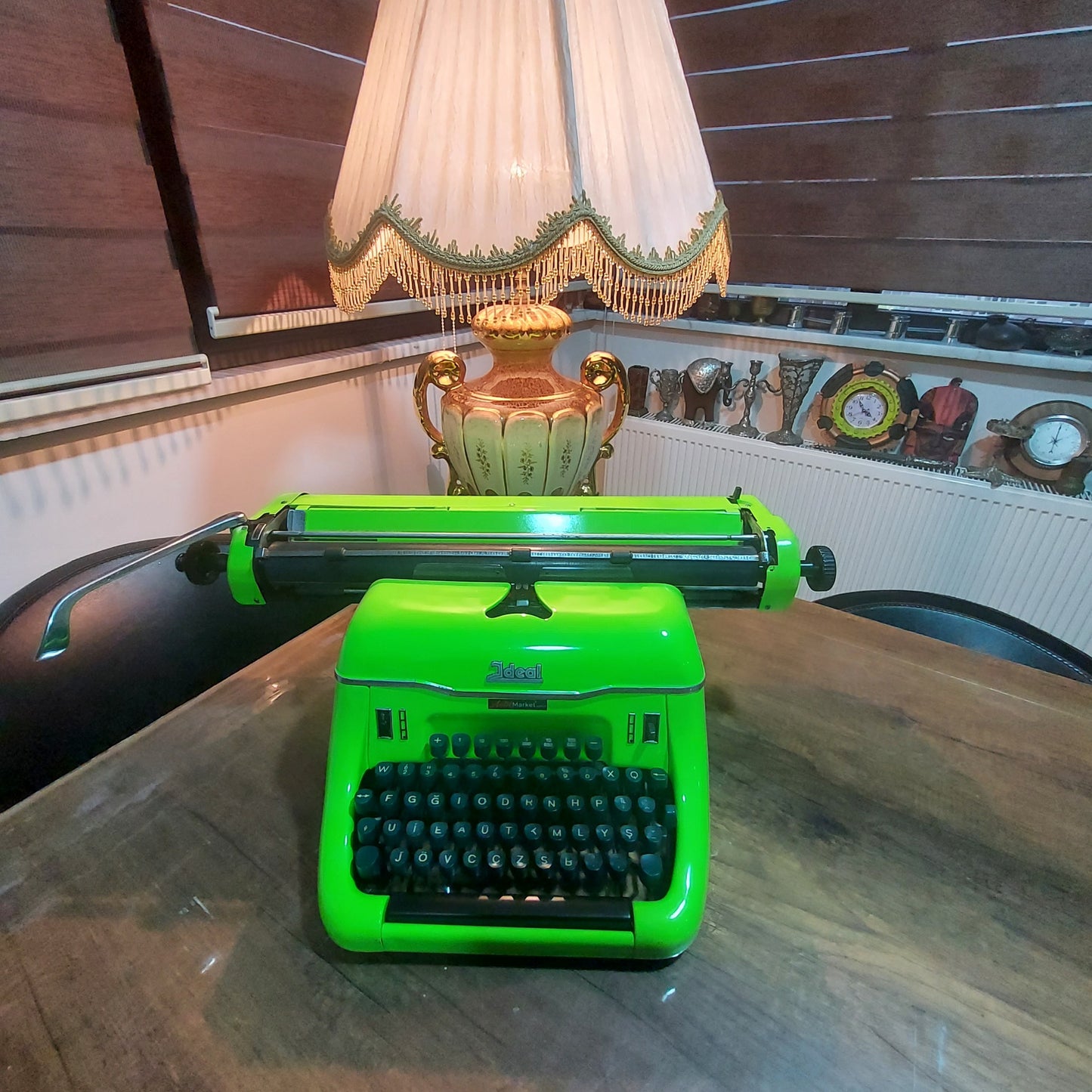A magnificent 1955 model IDEAL antique pistachio green typewriter