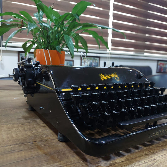 Rheinmetall 1951 Collectible Typewriter