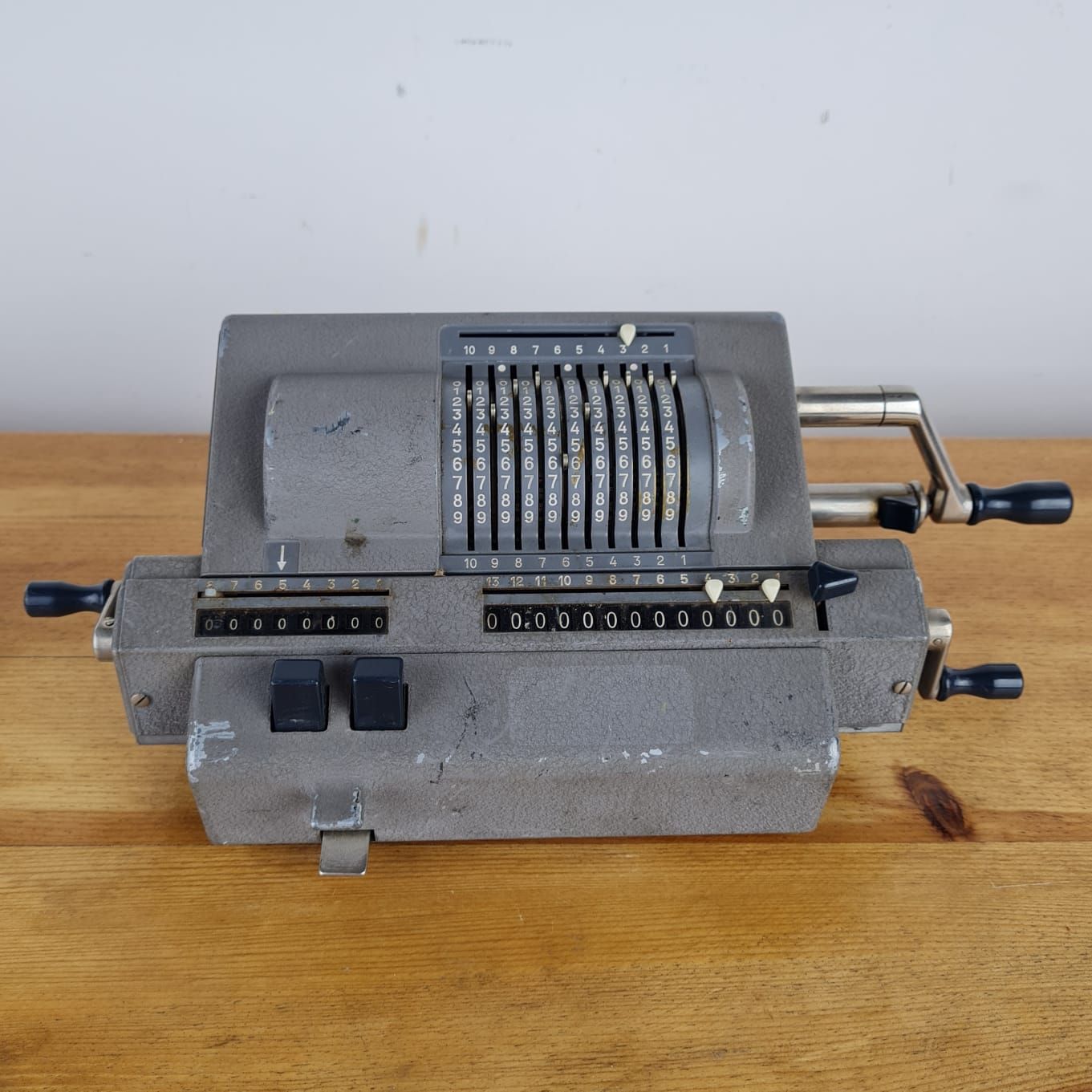 Antique Odhner calculator.