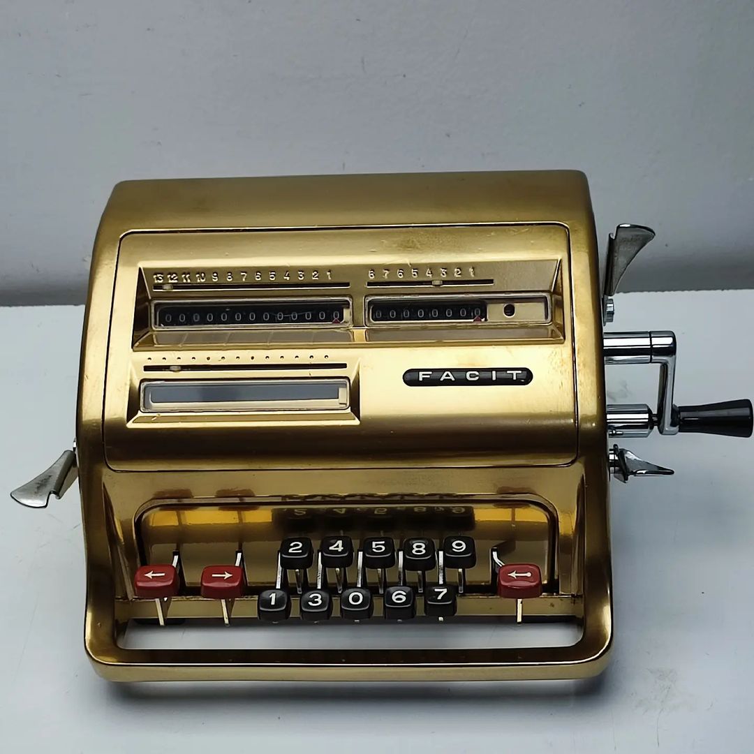 FACIT ANTIQUE CALCULATOR GOLD COLOR