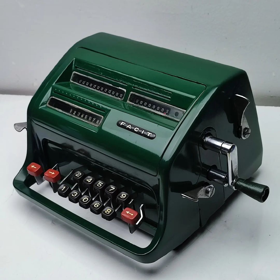 FACIT ANTIQUE CALCULATOR