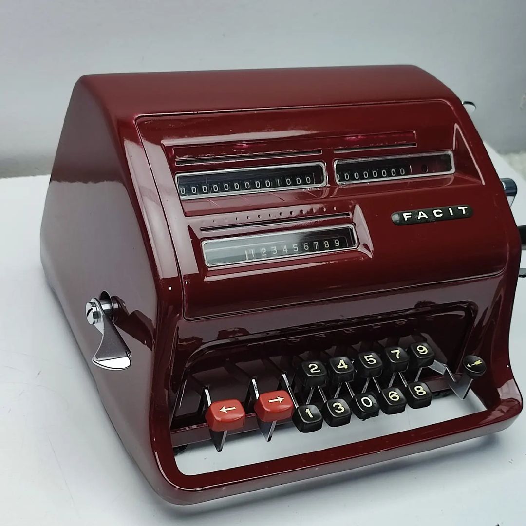 FACIT ANTIQUE CALCULATOR