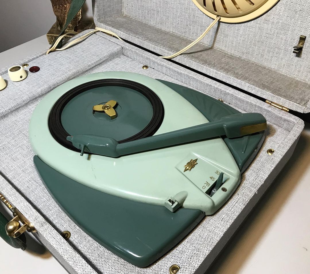 Rare French LAMBALI from the 1950s to the 60s. hi-fi SOCRADEL Bag Record Player