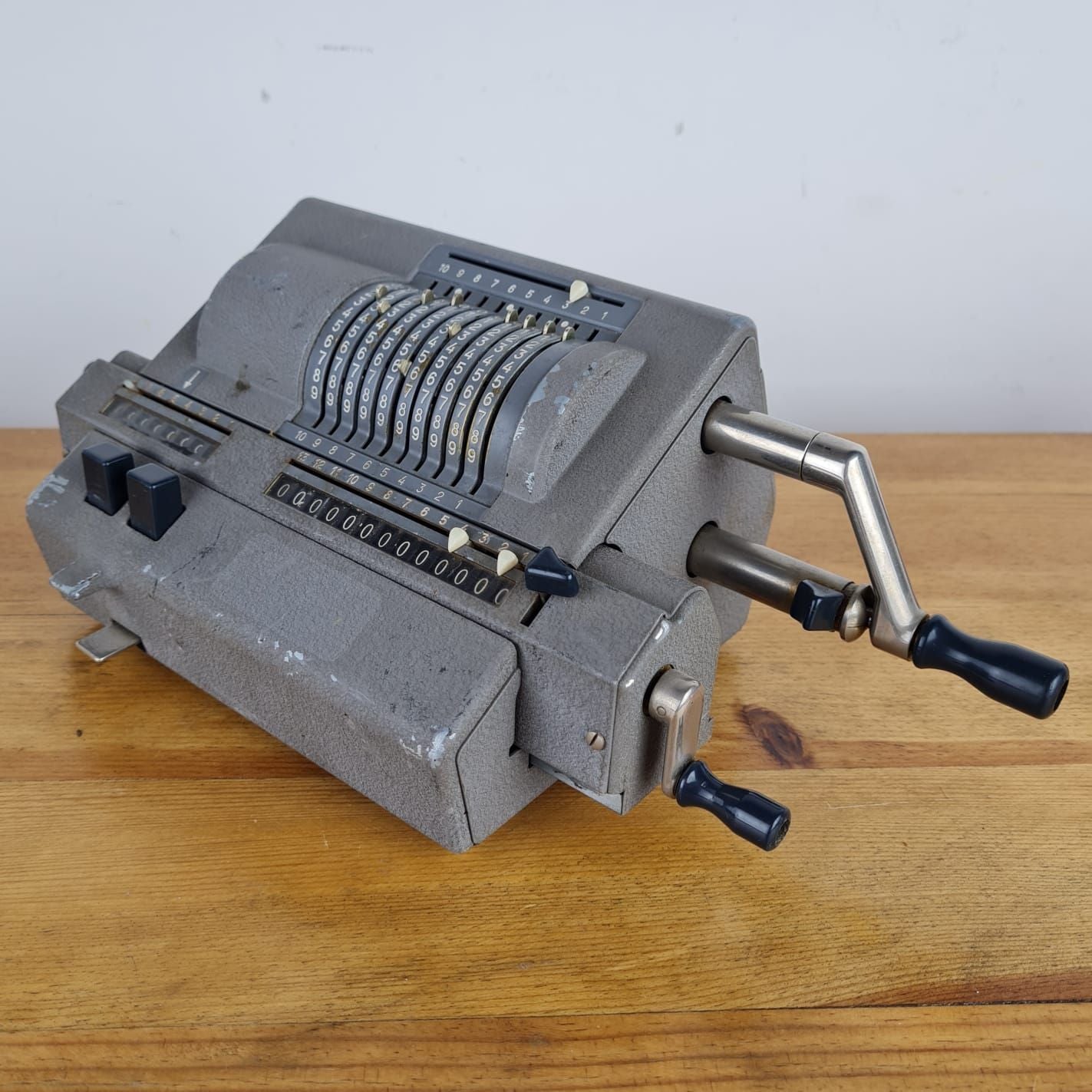 Antique Odhner calculator.
