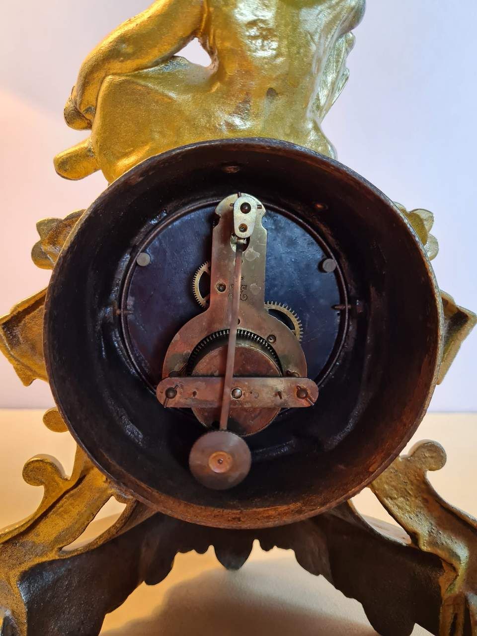 Antique Fireplace Clock,Antique fireplace clock made of metal material.
