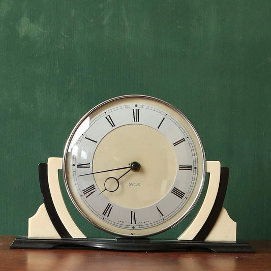 Vintage Desk Clock, Antique elegant desk clock,Made in England, Smiths brand winding vintage desk clock