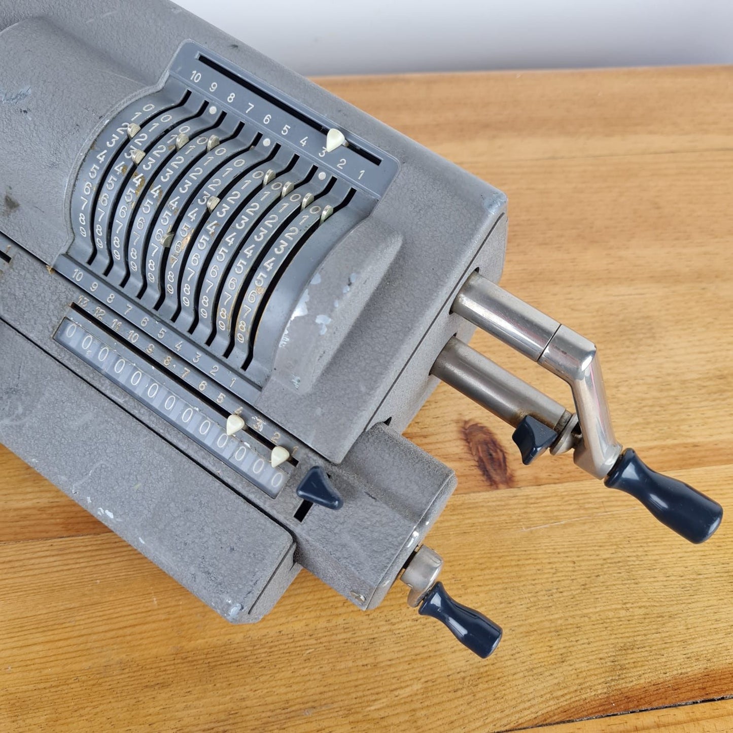 Antique Odhner calculator.