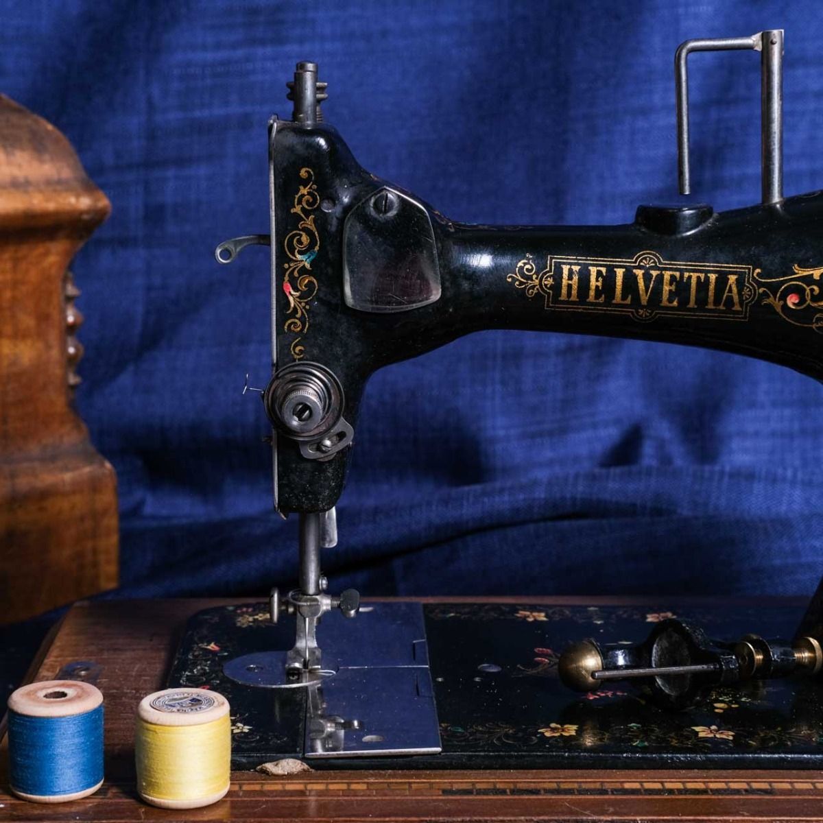 Helvetia Brand Sewing Machine