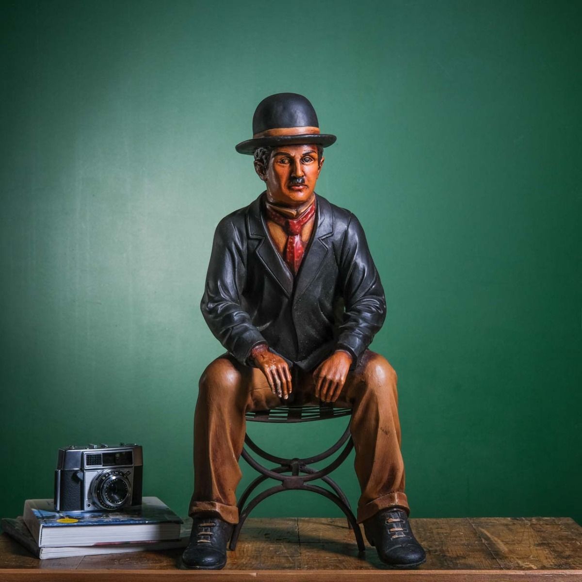 Polyester Charlie Chaplin Sculpture (Giant Size)