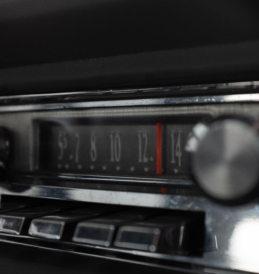 Discover the Charm of Antique Radios - A Guide to Collecting and Restorin