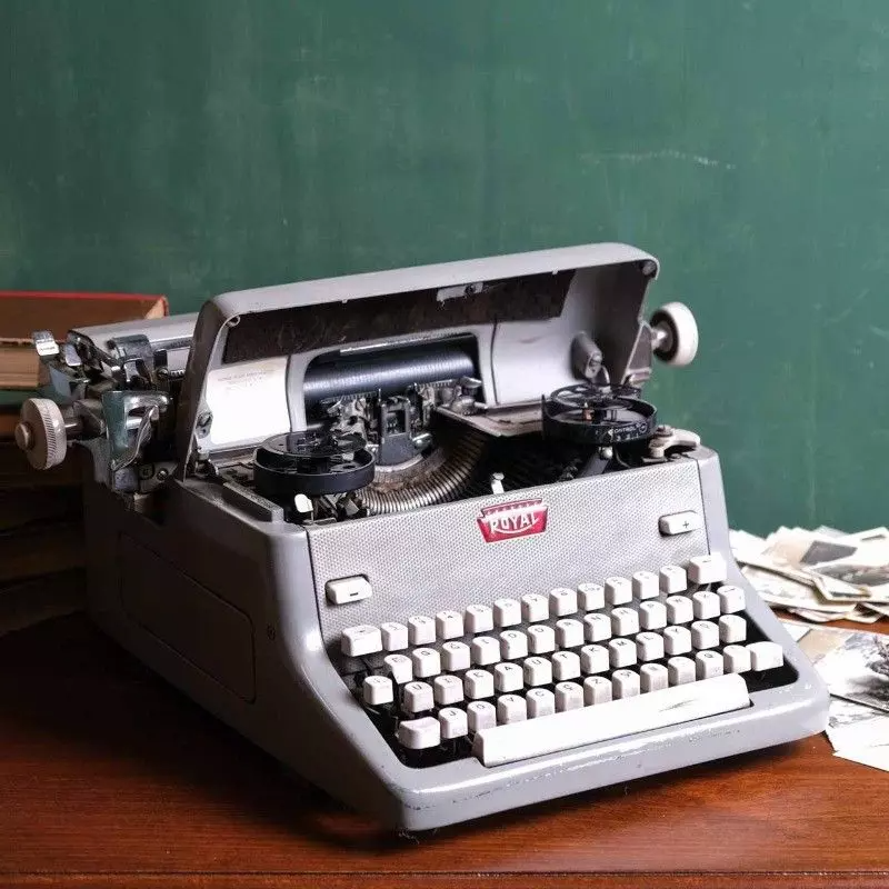 Royal brand, vintage typewriter.