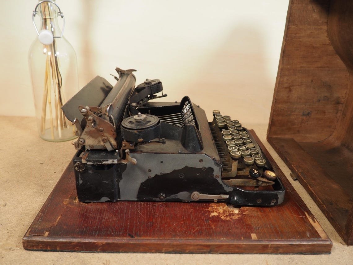 Presto (Senta) Typewriter (1914) with Low sn! Rare German portable typewriter and antique original writing machine