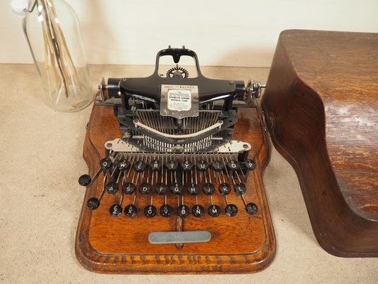 Typewriter Postal 3 (1903) rare antique typewriter with base and case original writing machine great condition machine