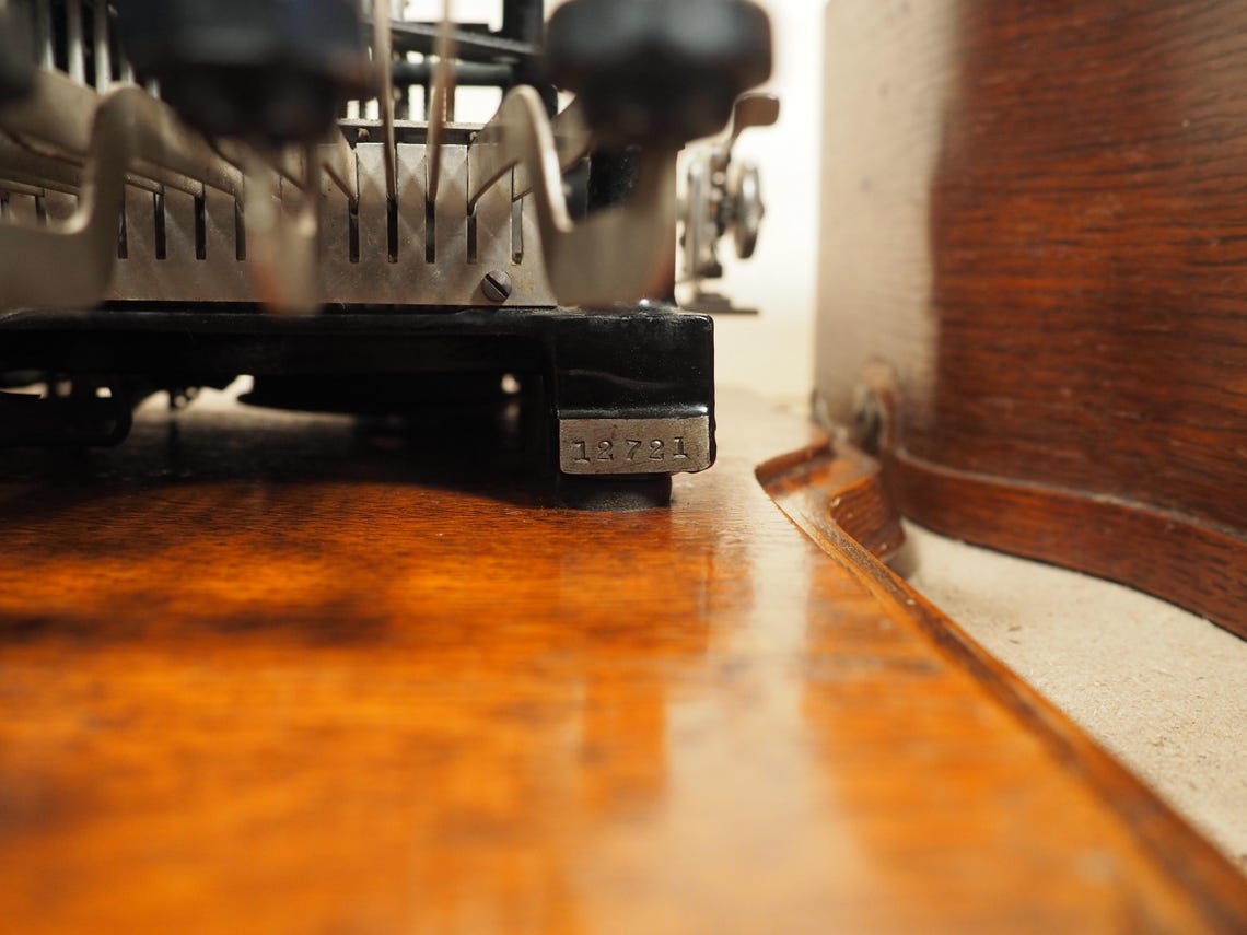 Typewriter Postal 3 (1903) rare antique typewriter with base and case original writing machine great condition machine