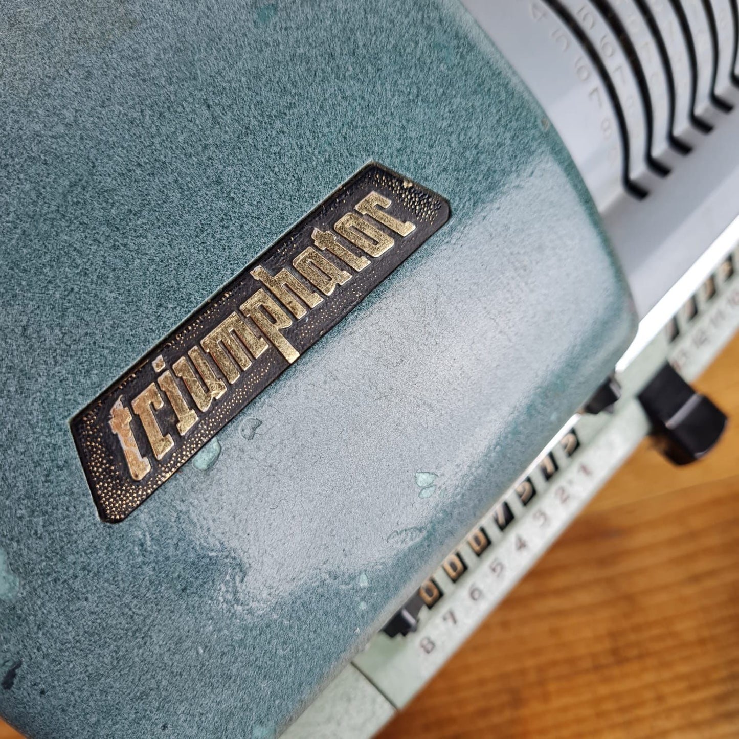 Antique Triumphator calculator.