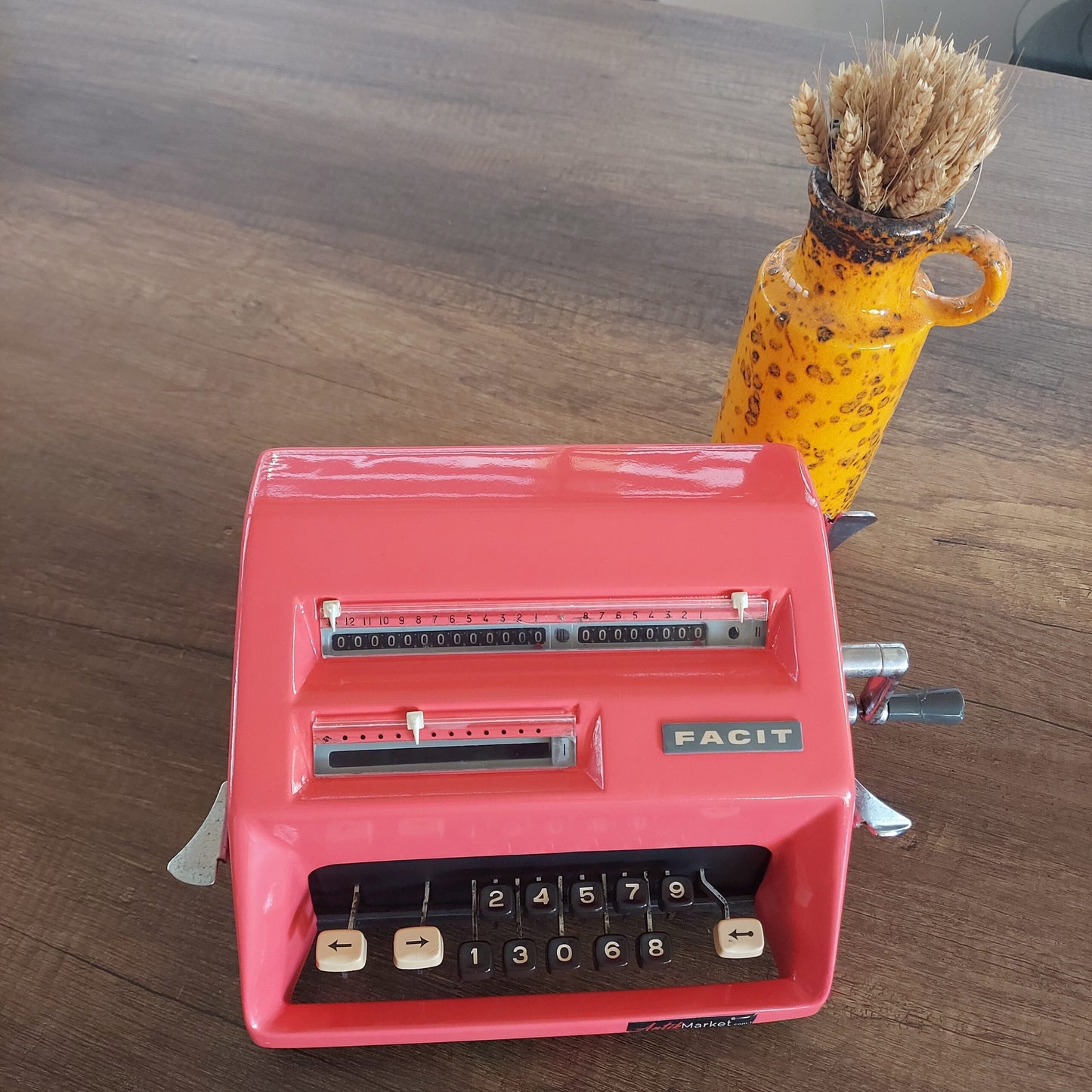 Facit Legend Calculator 1965 model. Working in Pink Color
