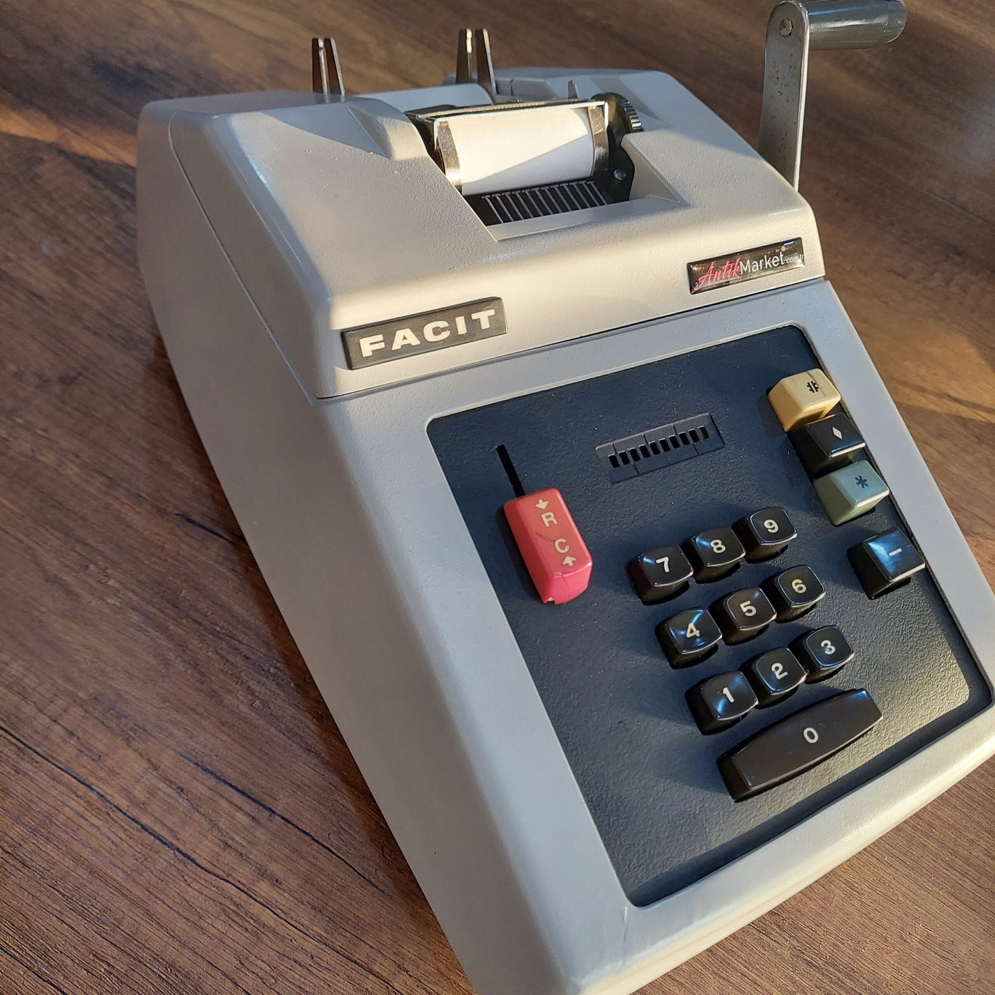 Facit 1204 model, very clean antique calculator in active working condition