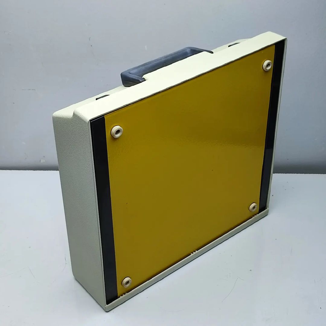 MUSTARD YELLOW COLOR OLYMPIA ANTIQUE TYPEWRITER