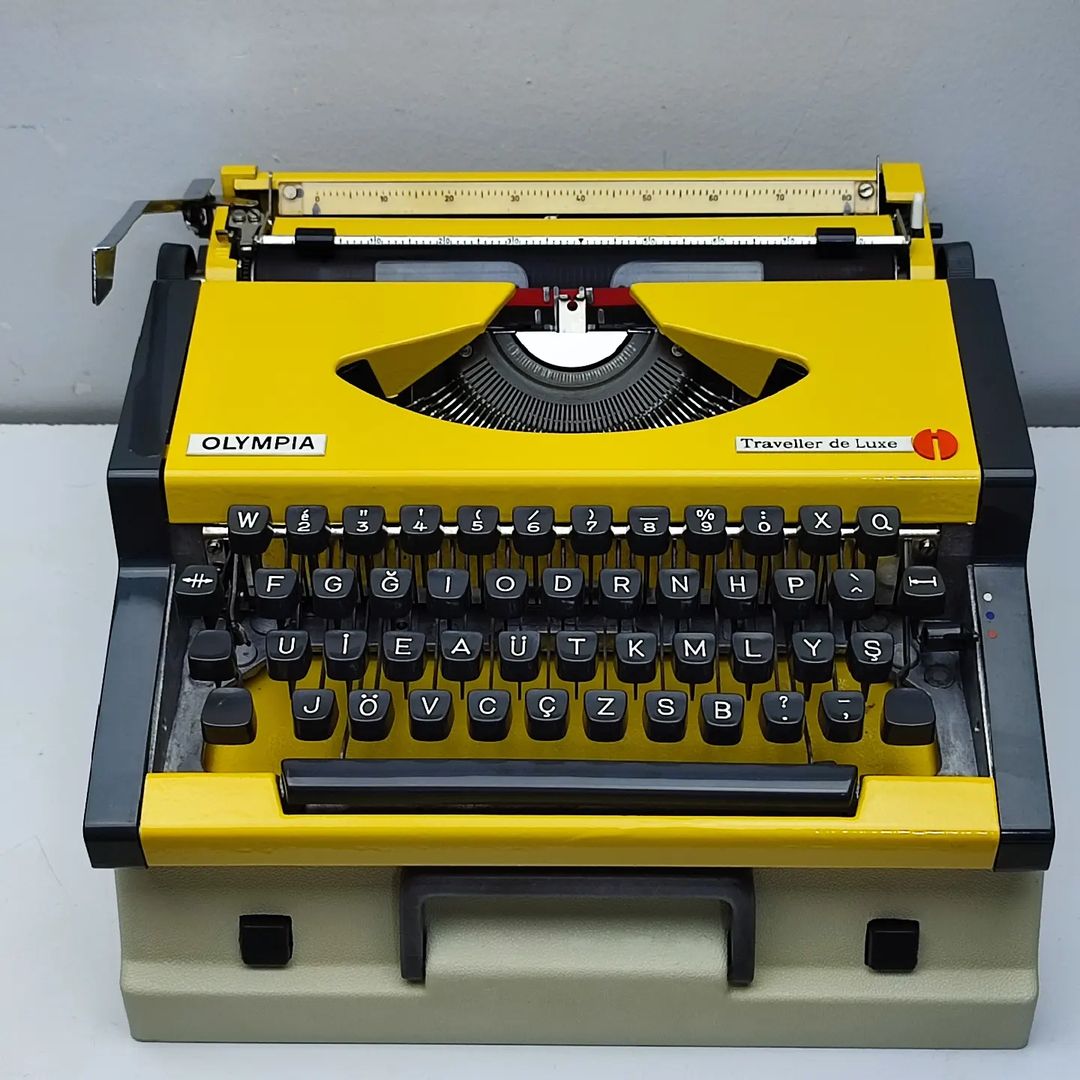 MUSTARD YELLOW COLOR OLYMPIA ANTIQUE TYPEWRITER