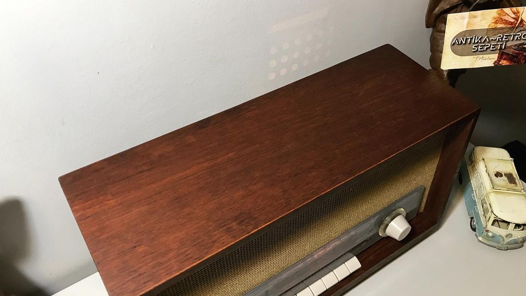 1960's Grundig Hall Radio