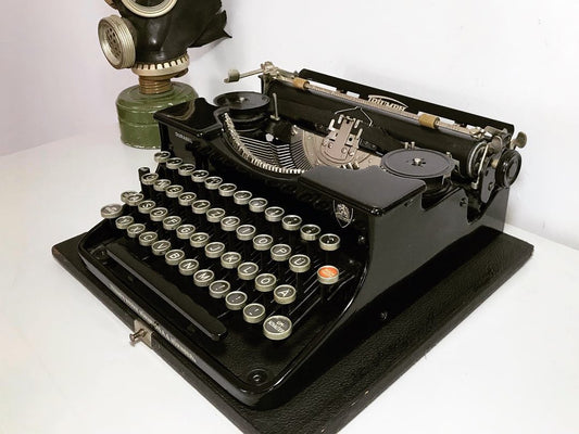 1928-37's Antique Collectible TRIUMPH Drabel Glass Key Office Typewriter