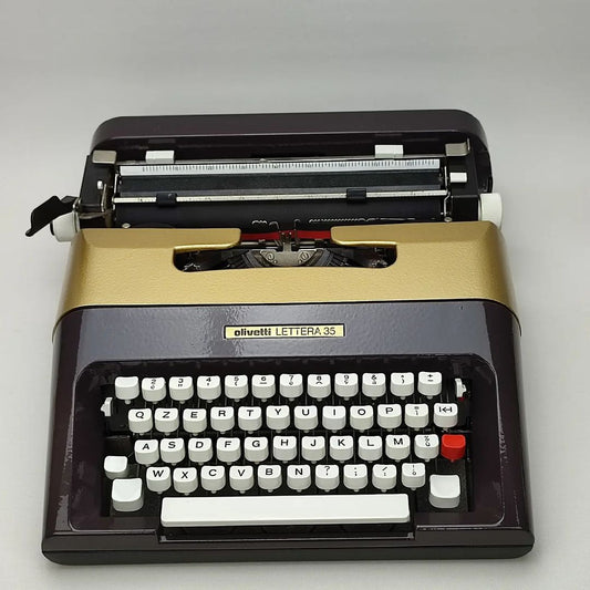 ITALIAN OLIVETTI LETTERA 35 ANTIQUE TYPEWRITER