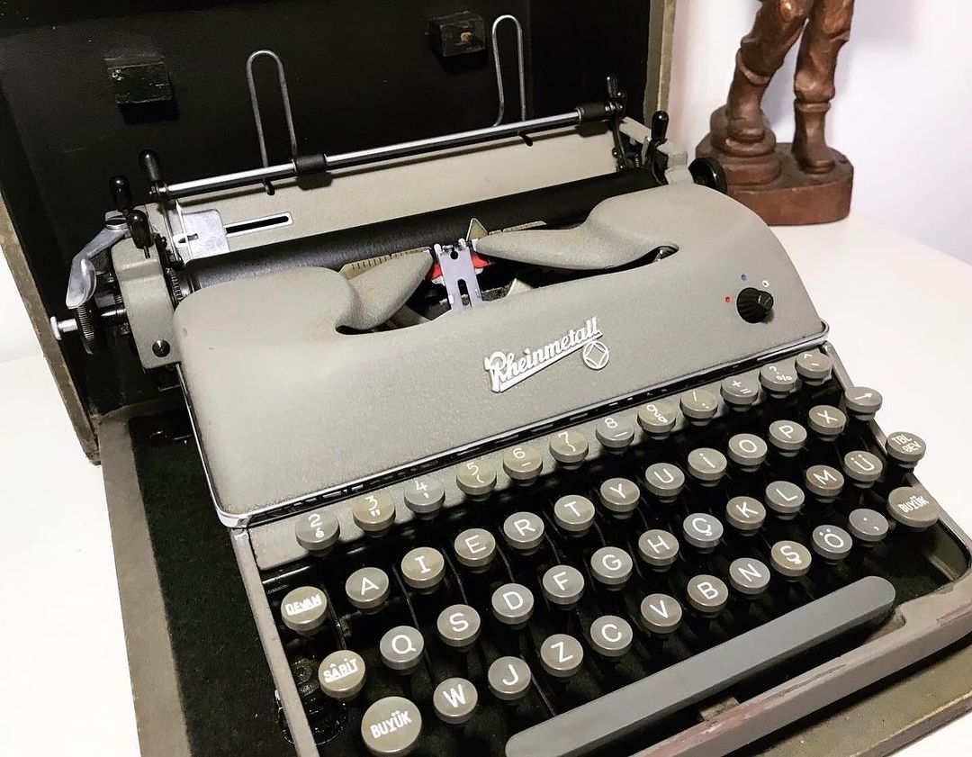 1950-60's Reheinmetall Collectible Gray Color Typewriter