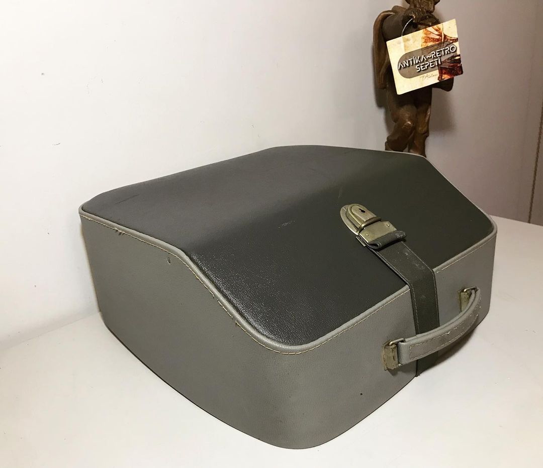 1960's Antique German Prasident Typewriter