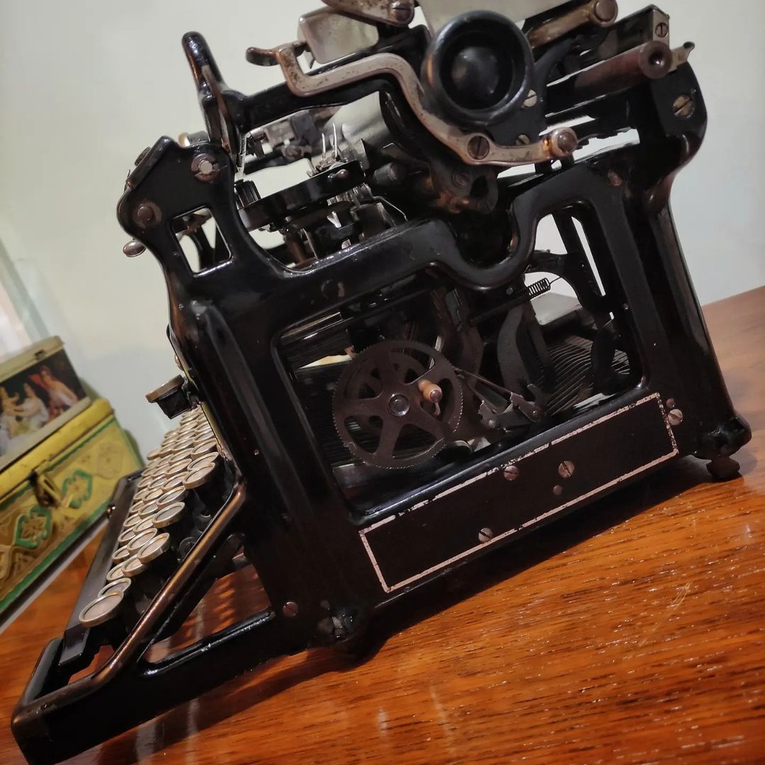 1920's USA. Underwood brand 5 model office typewriter