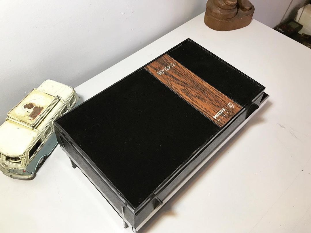 1970's Antique Philips GF300 Battery/Electric Record Player