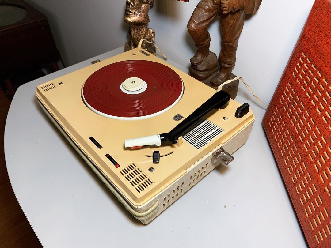 Antique Philips Bag From The 1960's TurnTable