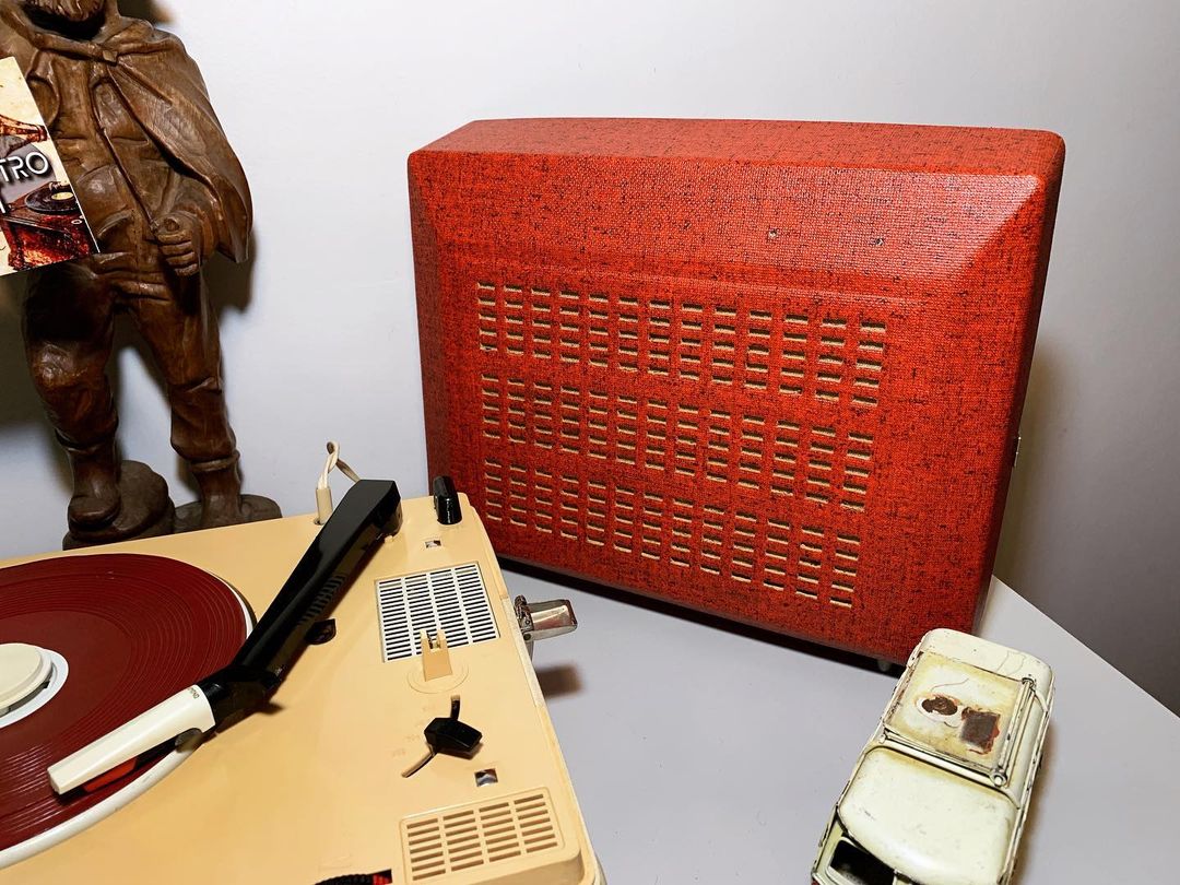 Antique Philips Bag From The 1960's TurnTable