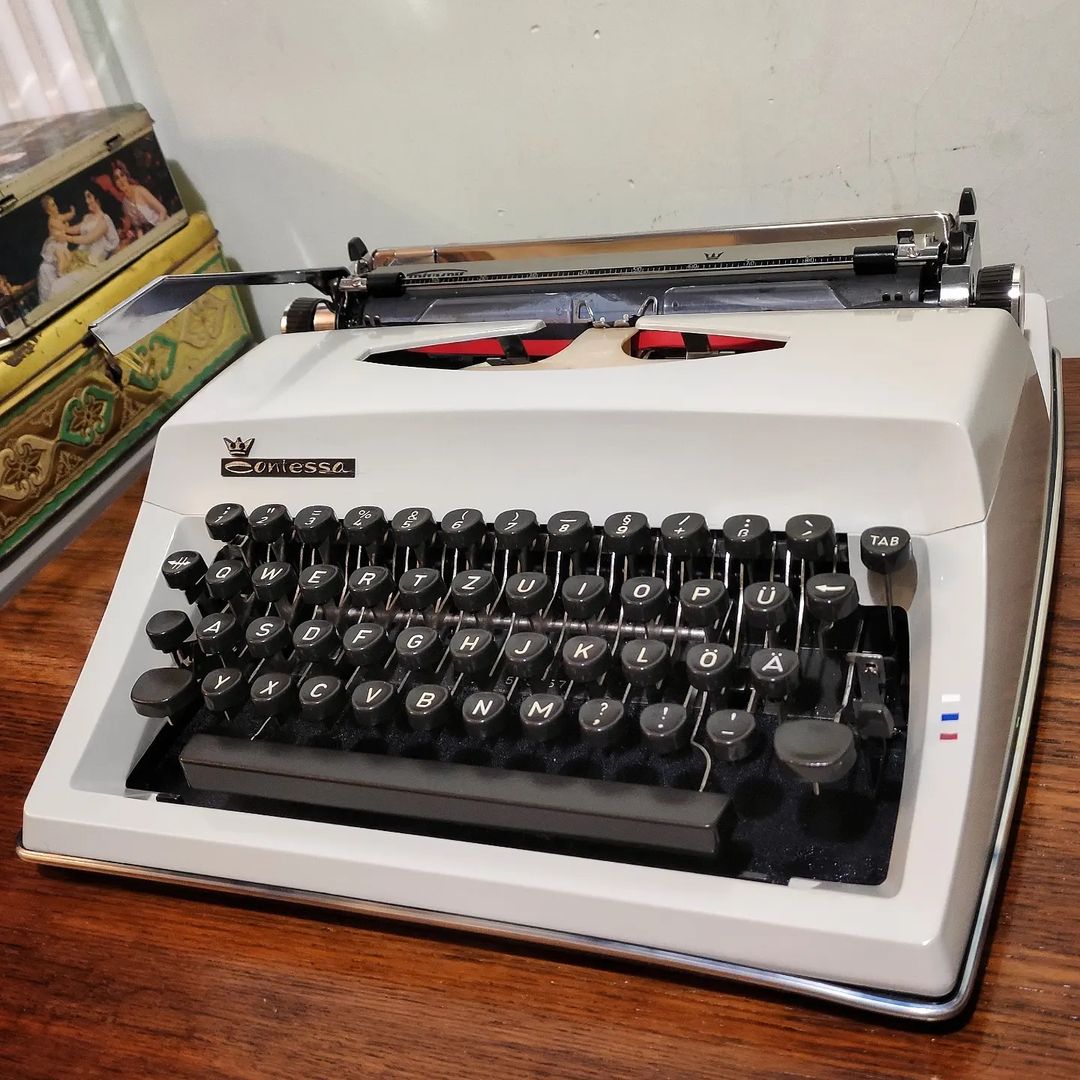 1970's Germany  Triumph brand Contessa model portable typewriter