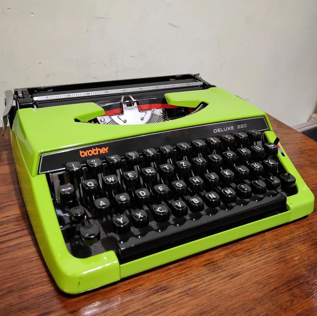 1970's Japan  Brother brand Deluxe 220 model portable typewriter