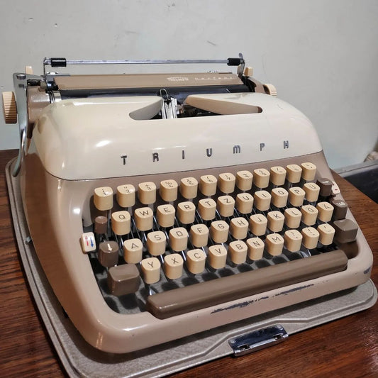 1960's Germany  Triumph brand Perfekt model portable typewriter with serial number 3046404