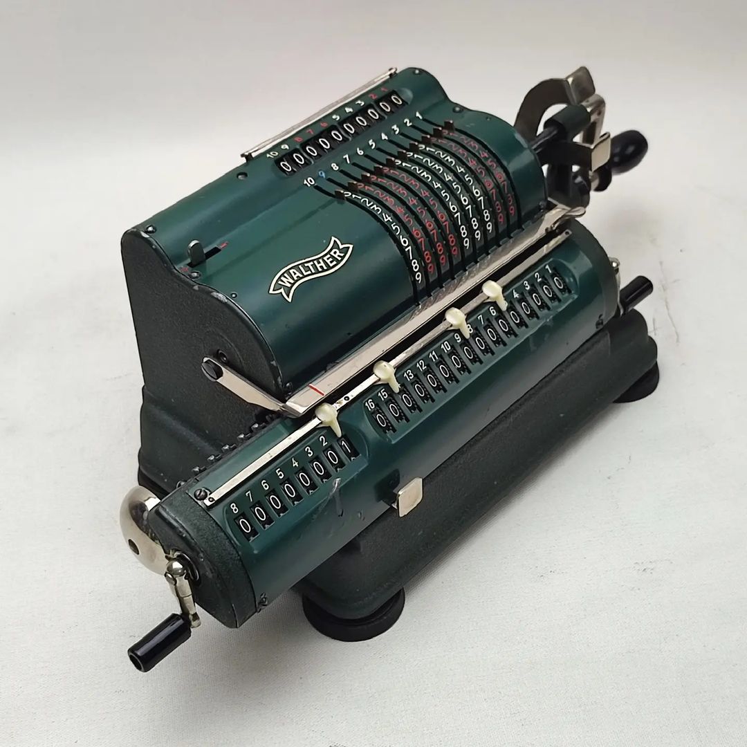 WALTHER MECHANICAL CALCULATOR(Rare Model)