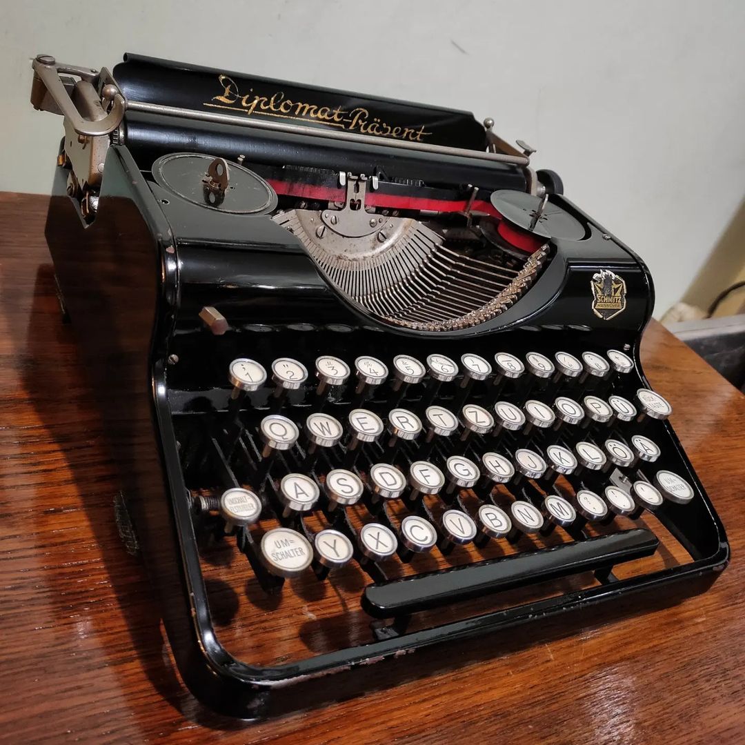 1930's Germany 3. Reich period  Present model portable typewriter from Diplomat