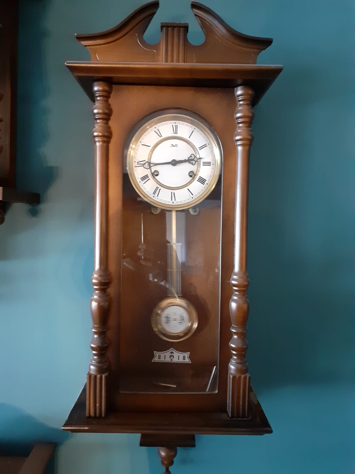 Antique Wall Clock,Antique wooden wall clock