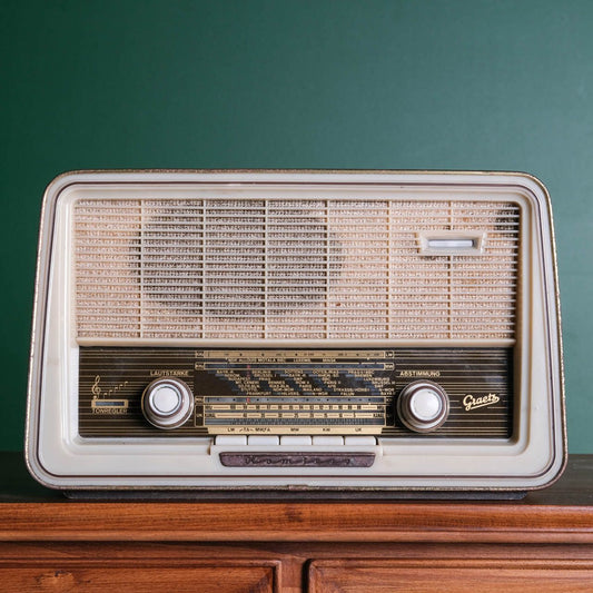 Antique Graetz Radio