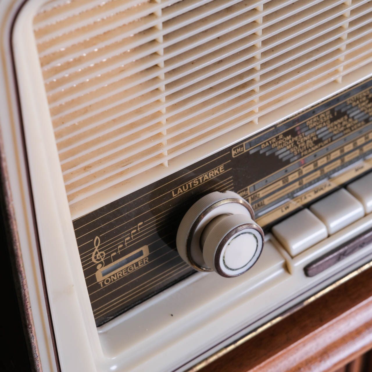 Antique Graetz Radio