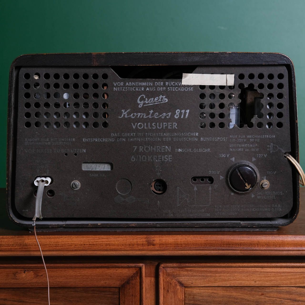 Antique Graetz Radio