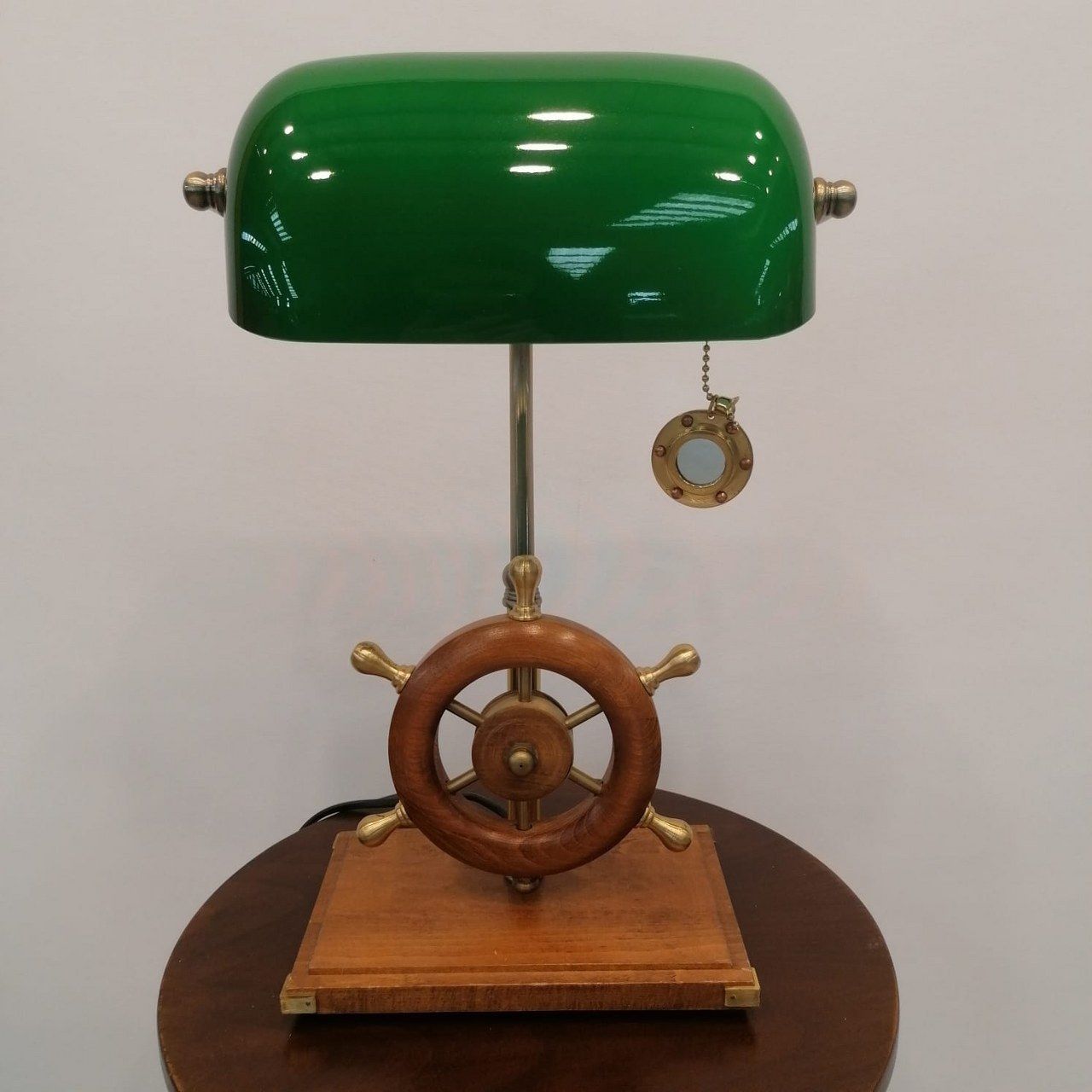 Vintage Banker Lamp (Green Color)